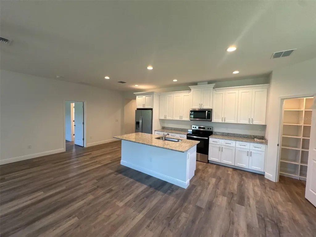 519 Ellie Court Apopka FL 32712