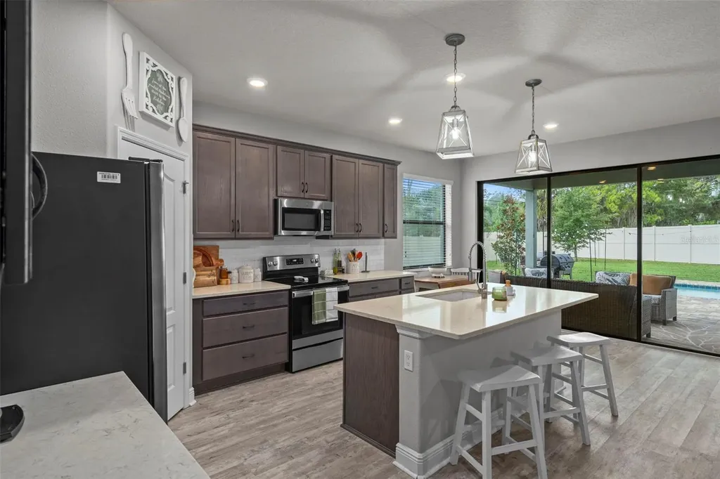 1569 N River Circle Tarpon Springs FL 34689