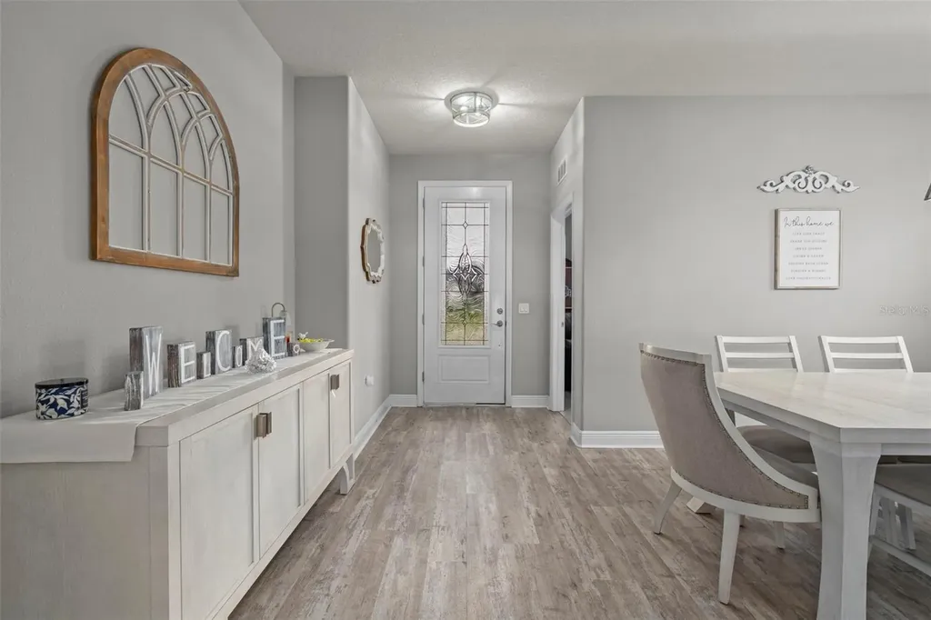 1569 N River Circle Tarpon Springs FL 34689