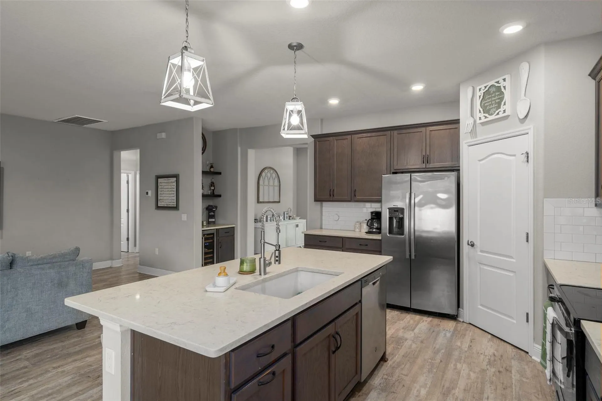 1569 N River Circle Tarpon Springs FL 34689