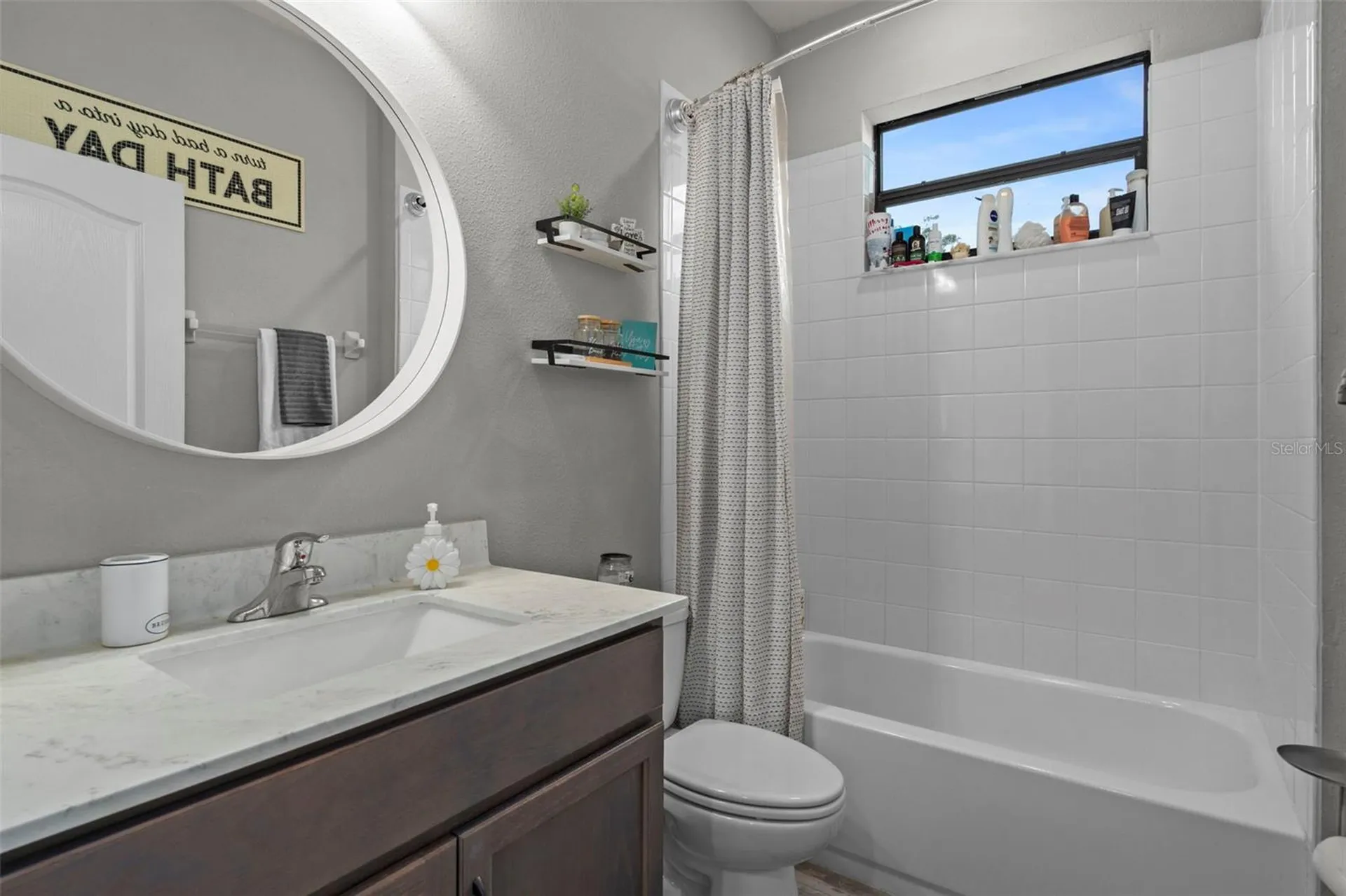 1569 N River Circle Tarpon Springs FL 34689