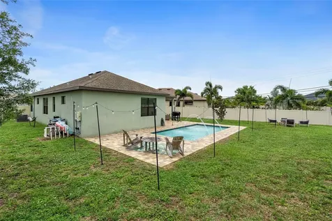 1569 N River Circle Tarpon Springs FL 34689