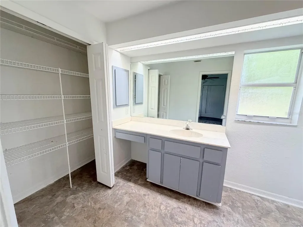 3977 New London Street North Port FL 34288