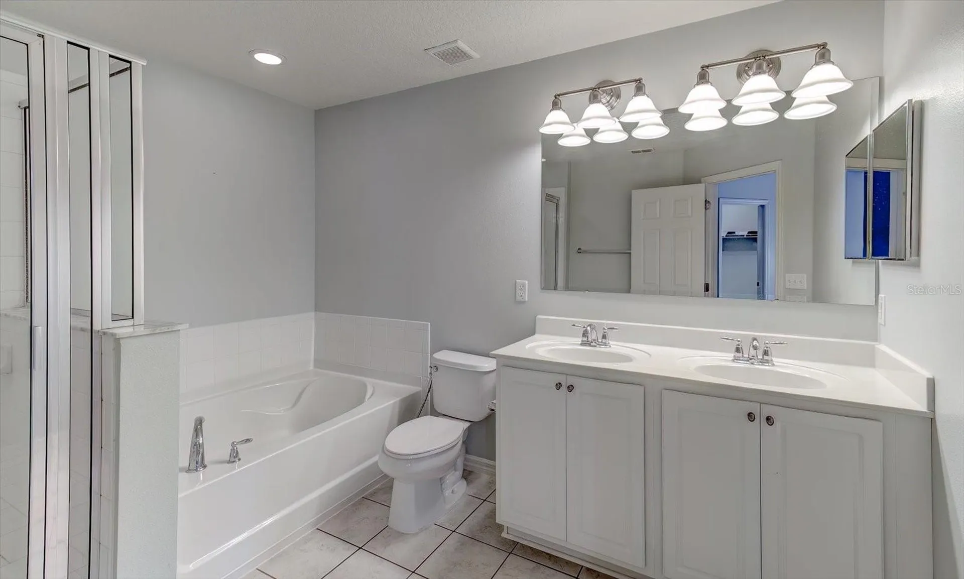 2463 Lacerta Drive Orlando FL 32828
