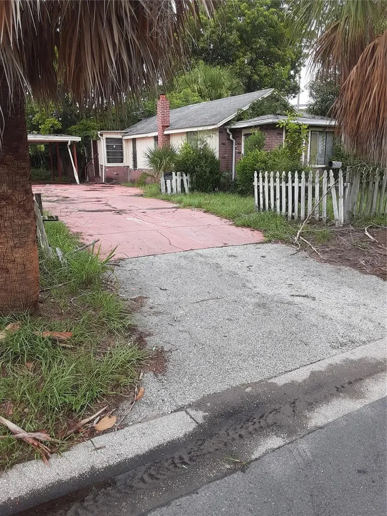1123 29th Street S St Petersburg FL 33712