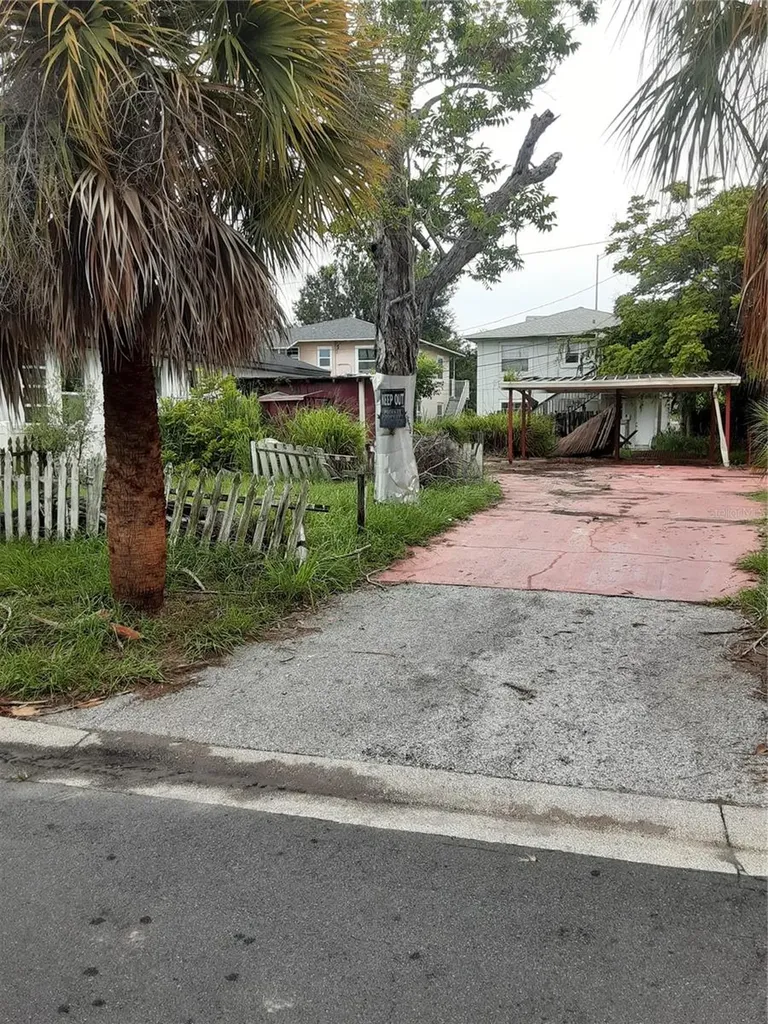 1123 29th Street S St Petersburg FL 33712