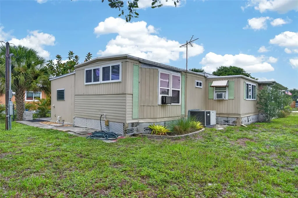 3160 10th Street Englewood FL 34224