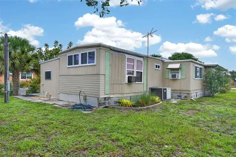 3160 10th Street Englewood FL 34224