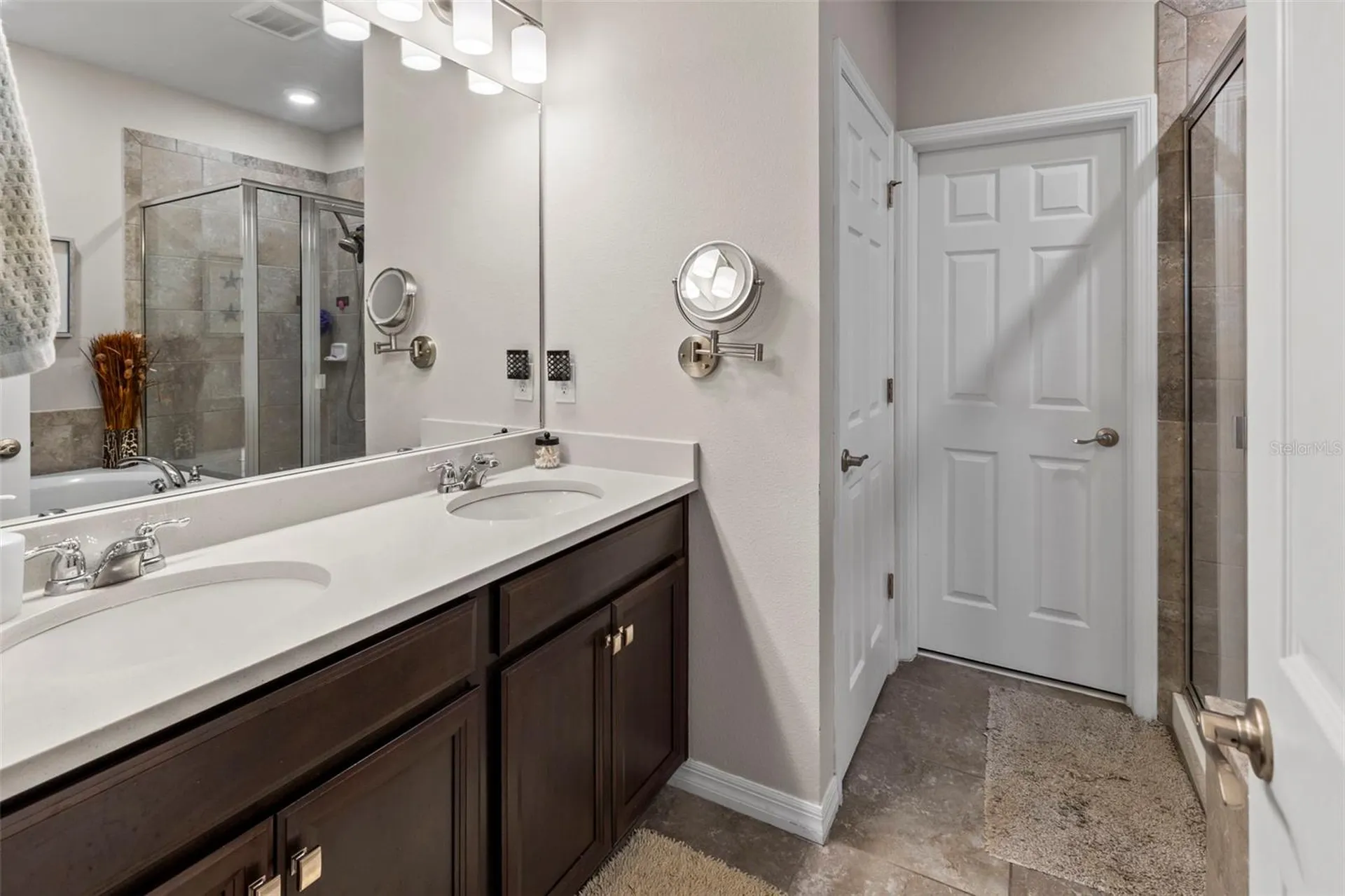 2872 Grand Kemerton Place Tampa FL 33618