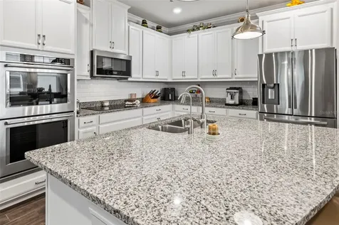 2872 Grand Kemerton Place Tampa FL 33618