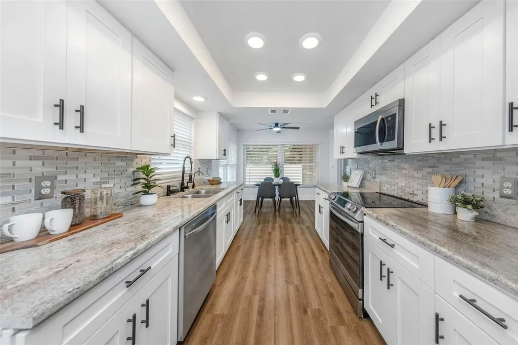 328 N Bay Hills Boulevard Safety Harbor FL 34695