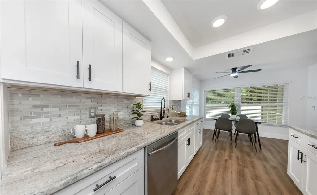 328 N Bay Hills Boulevard Safety Harbor FL 34695