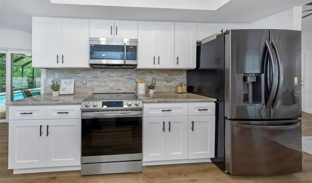 328 N Bay Hills Boulevard Safety Harbor FL 34695