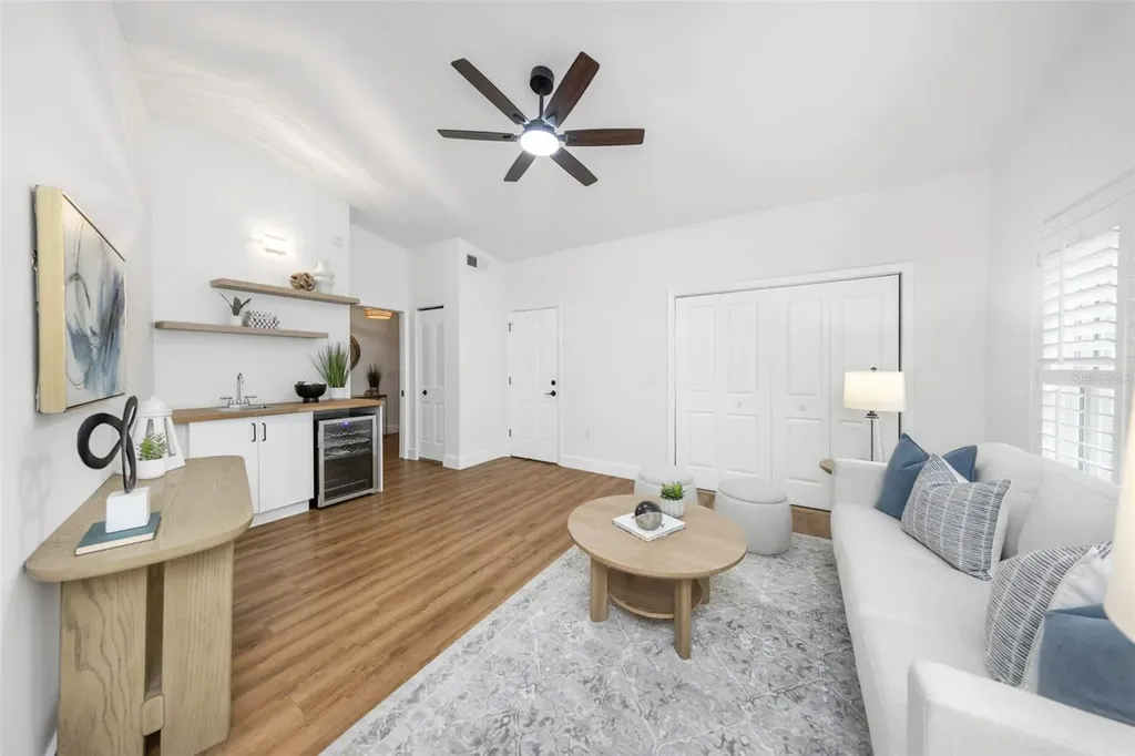 328 N Bay Hills Boulevard Safety Harbor FL 34695