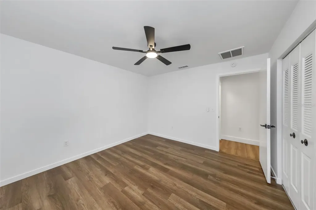 328 N Bay Hills Boulevard Safety Harbor FL 34695