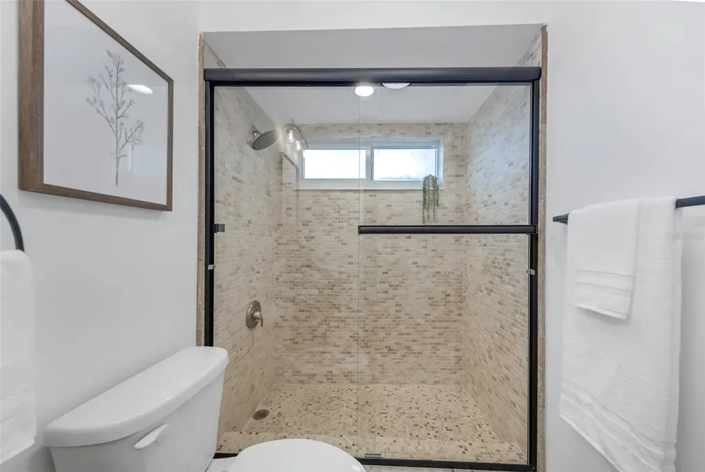 328 N Bay Hills Boulevard Safety Harbor FL 34695