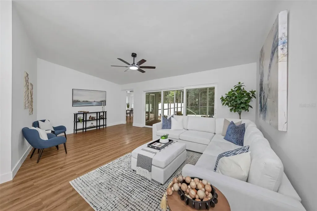 328 N Bay Hills Boulevard Safety Harbor FL 34695