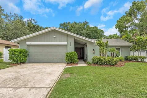 328 N Bay Hills Boulevard Safety Harbor FL 34695