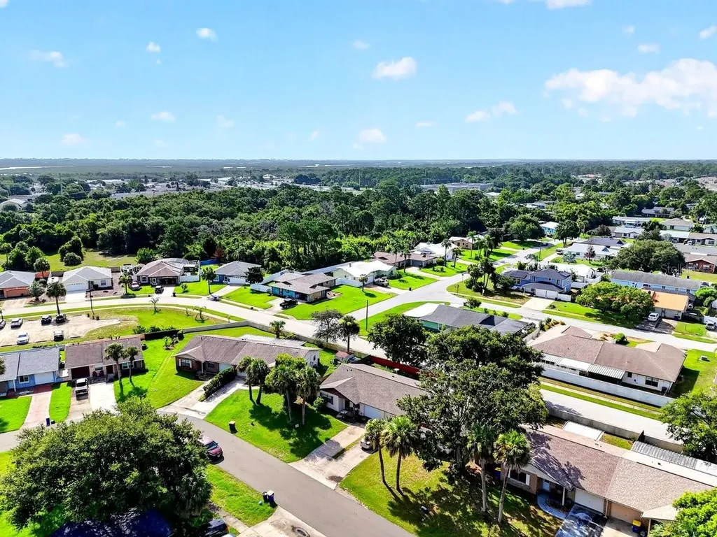 1004 Egret Court Edgewater FL 32141