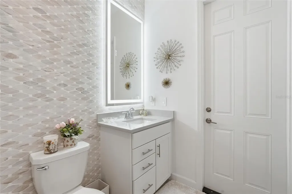 16008 Tradewind Terrace Bradenton FL 34211