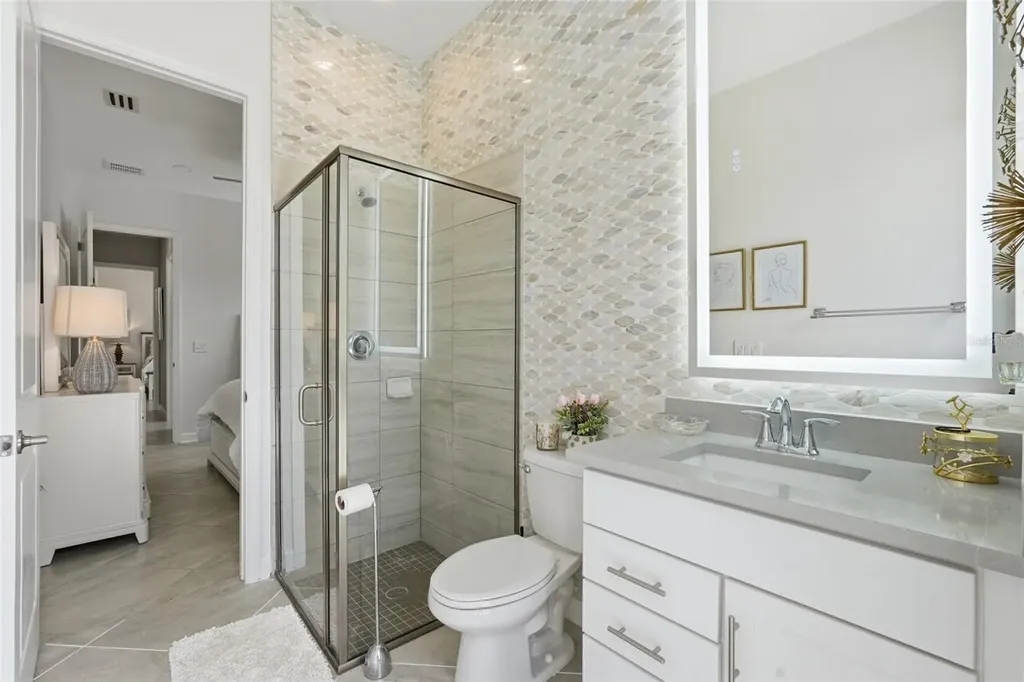 16008 Tradewind Terrace Bradenton FL 34211