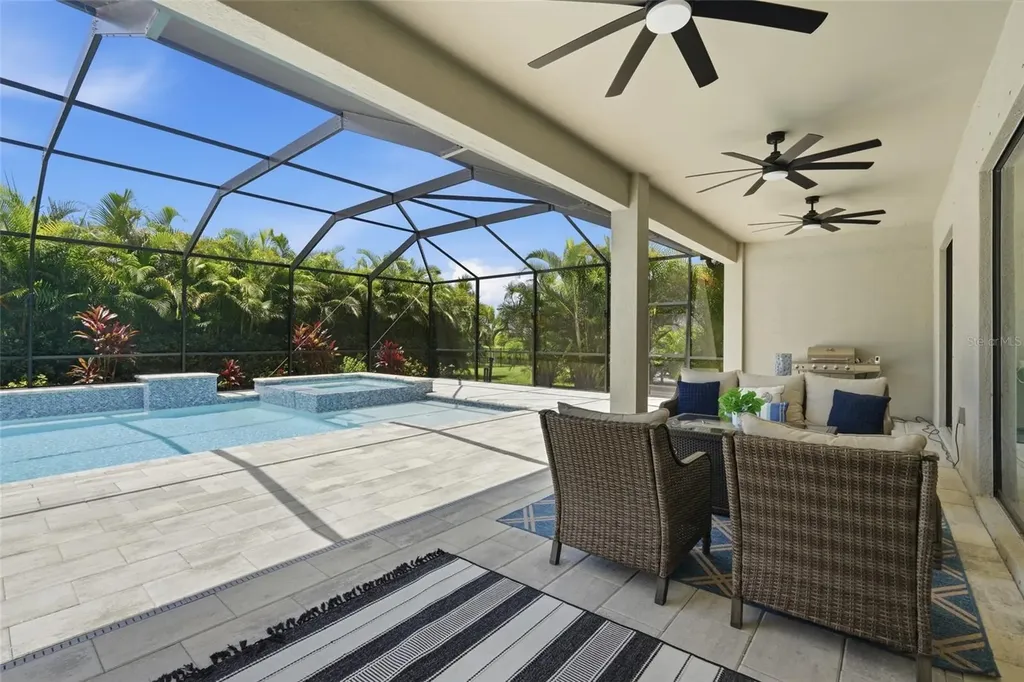 16008 Tradewind Terrace Bradenton FL 34211