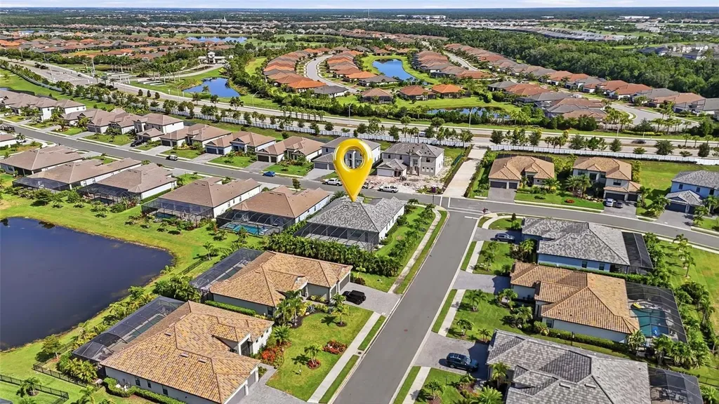 16008 Tradewind Terrace Bradenton FL 34211