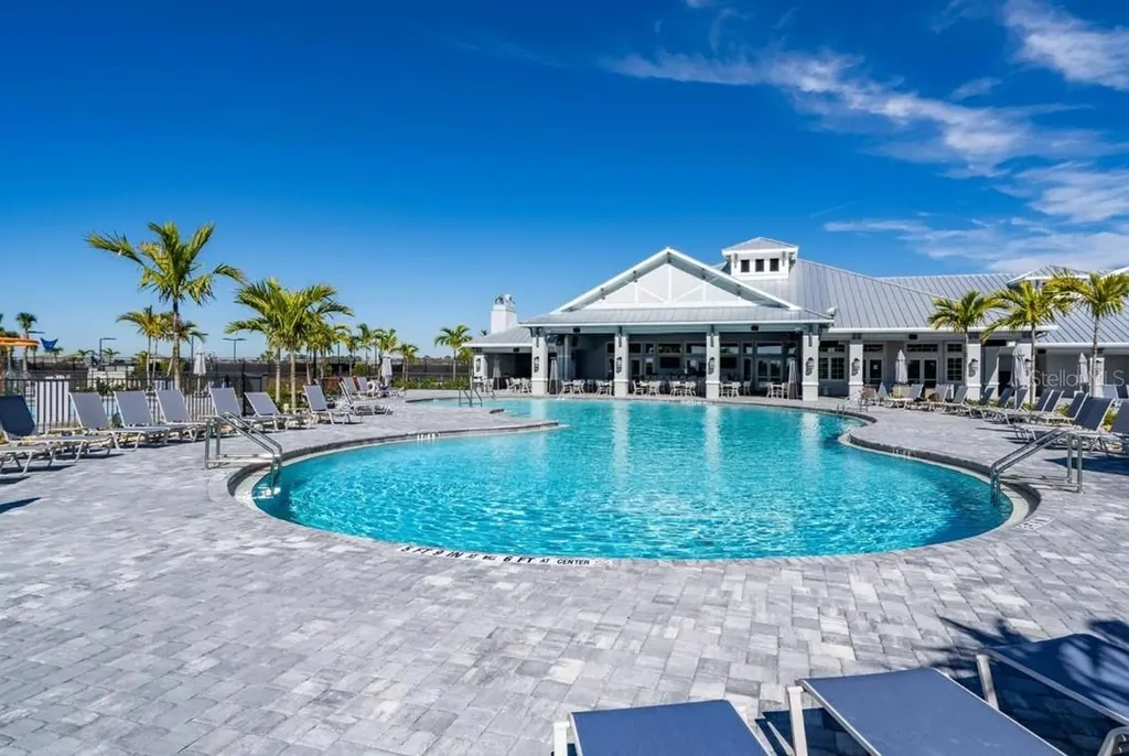 16008 Tradewind Terrace Bradenton FL 34211