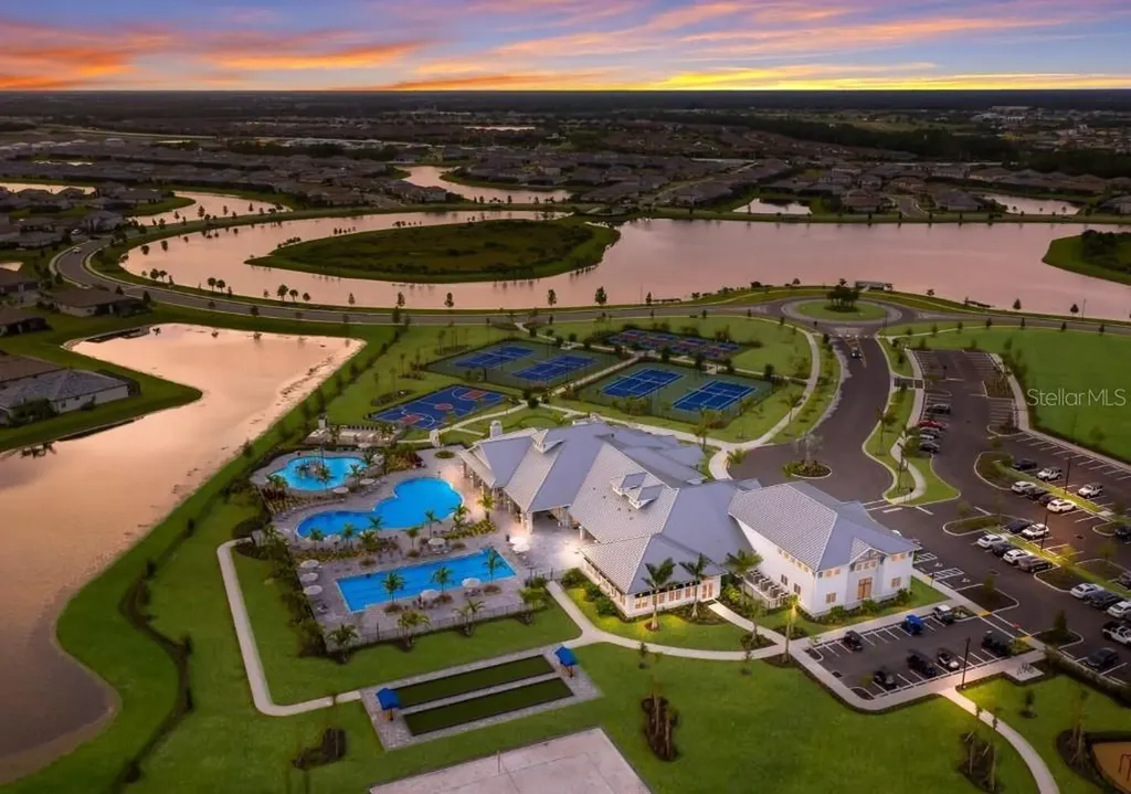 16008 Tradewind Terrace Bradenton FL 34211