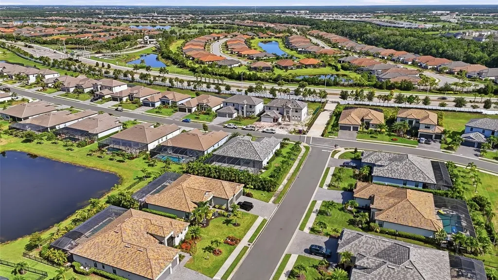 16008 Tradewind Terrace Bradenton FL 34211