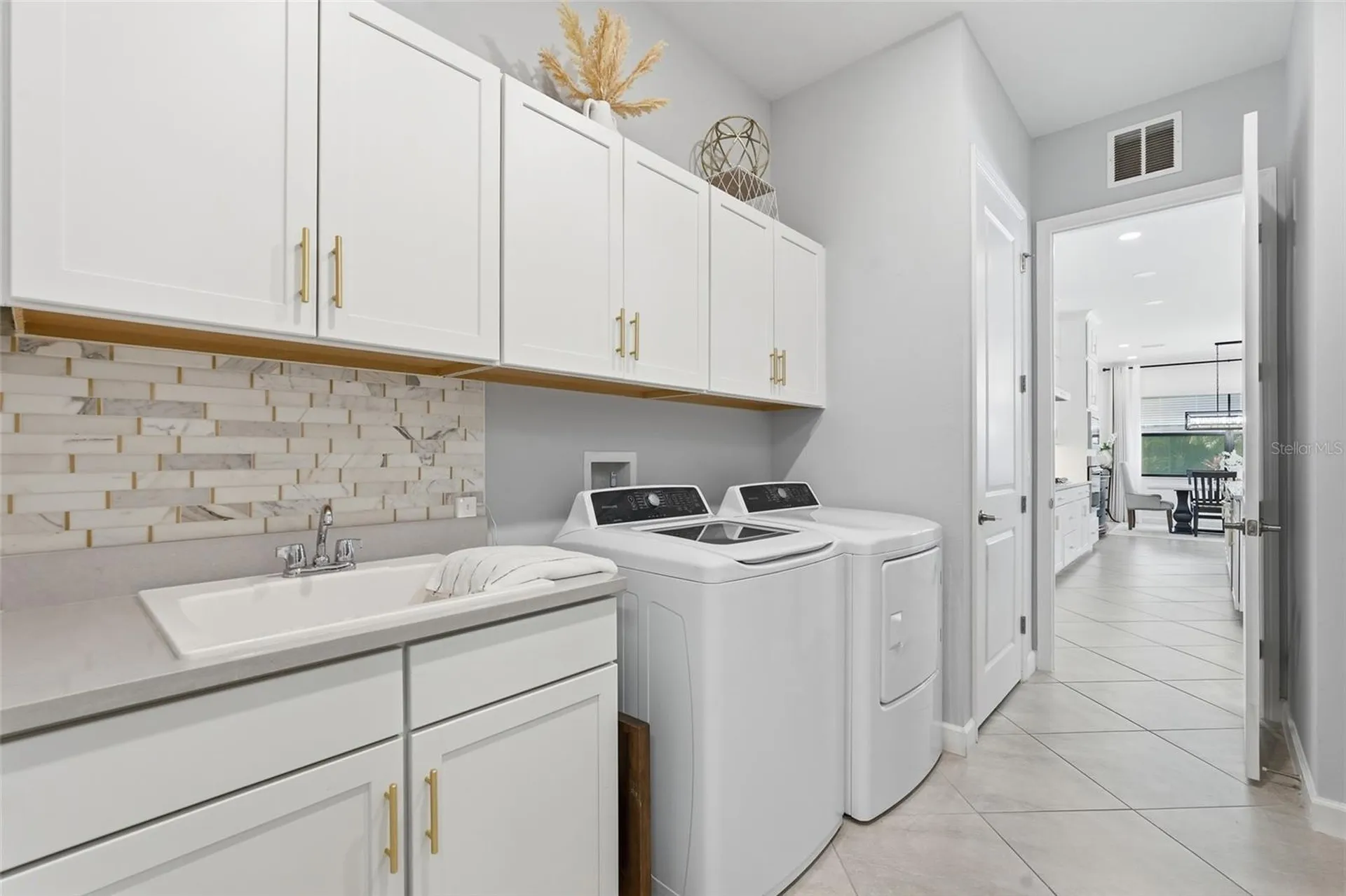 16008 Tradewind Terrace Bradenton FL 34211