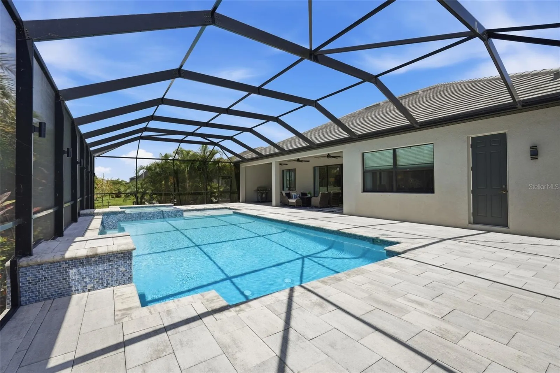 16008 Tradewind Terrace Bradenton FL 34211