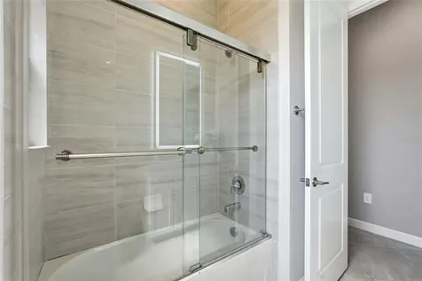 16008 Tradewind Terrace Bradenton FL 34211