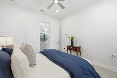 16008 Tradewind Terrace Bradenton FL 34211