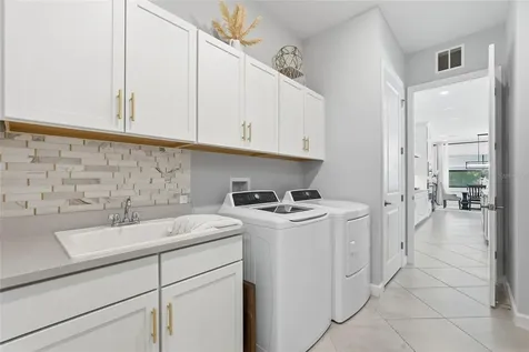 16008 Tradewind Terrace Bradenton FL 34211