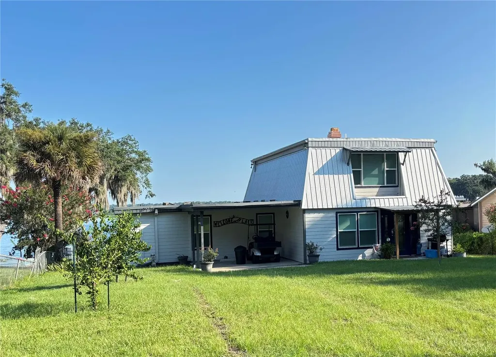 120 Little Orange Lake Drive Hawthorne FL 32640