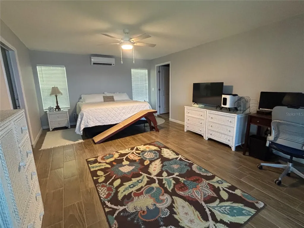 120 Little Orange Lake Drive Hawthorne FL 32640