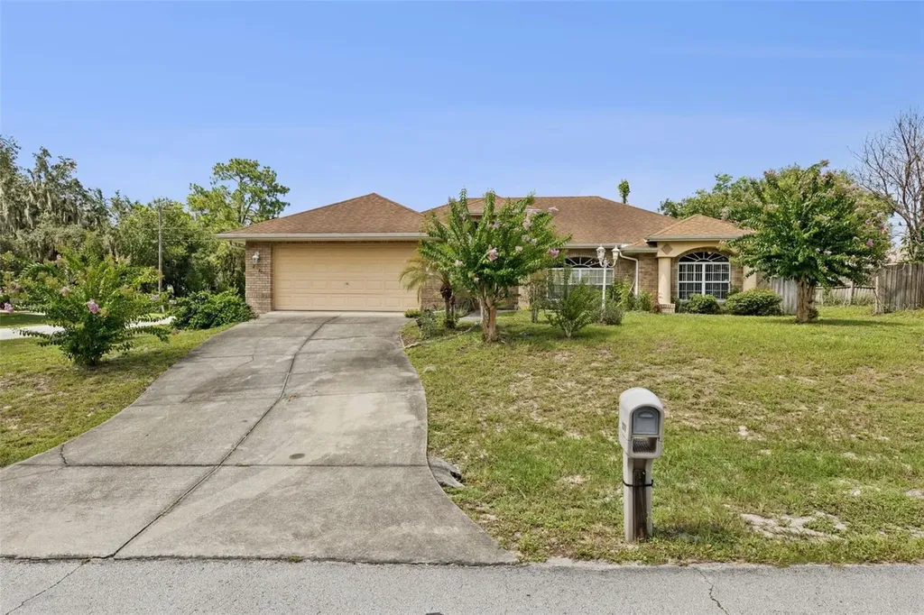 2270 Carson Lane Deltona FL 32738