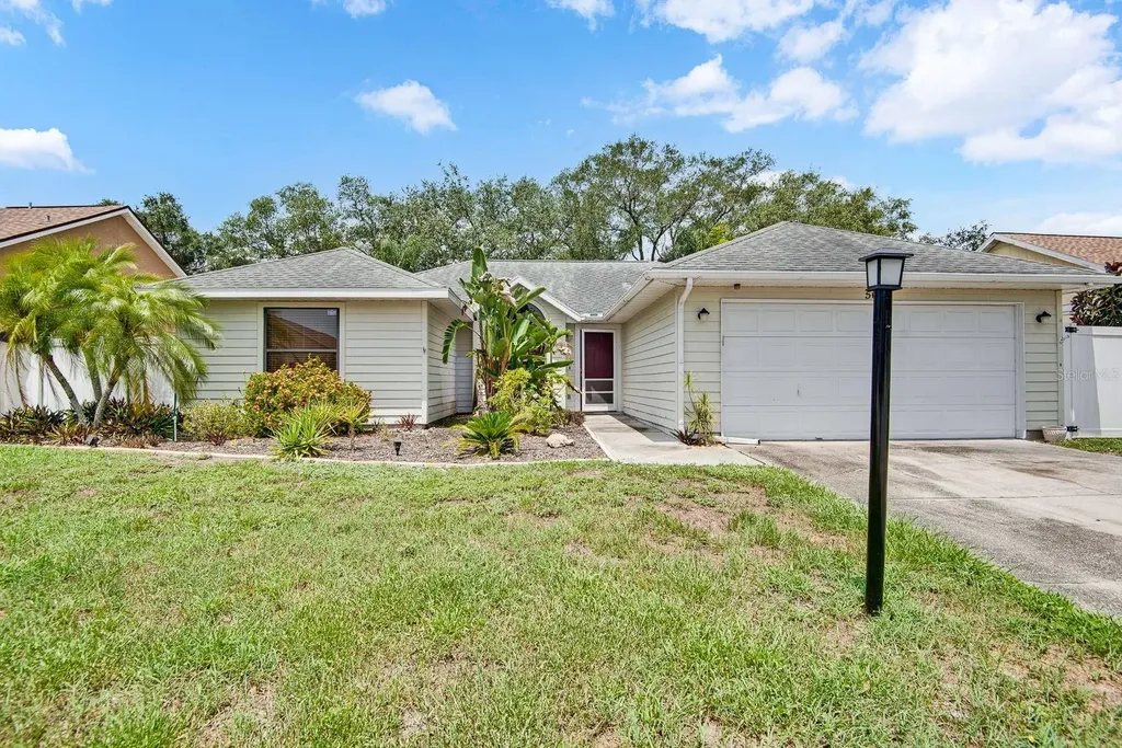 5610 33rd Lane E Bradenton FL 34203