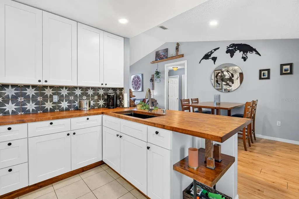 5610 33rd Lane E Bradenton FL 34203