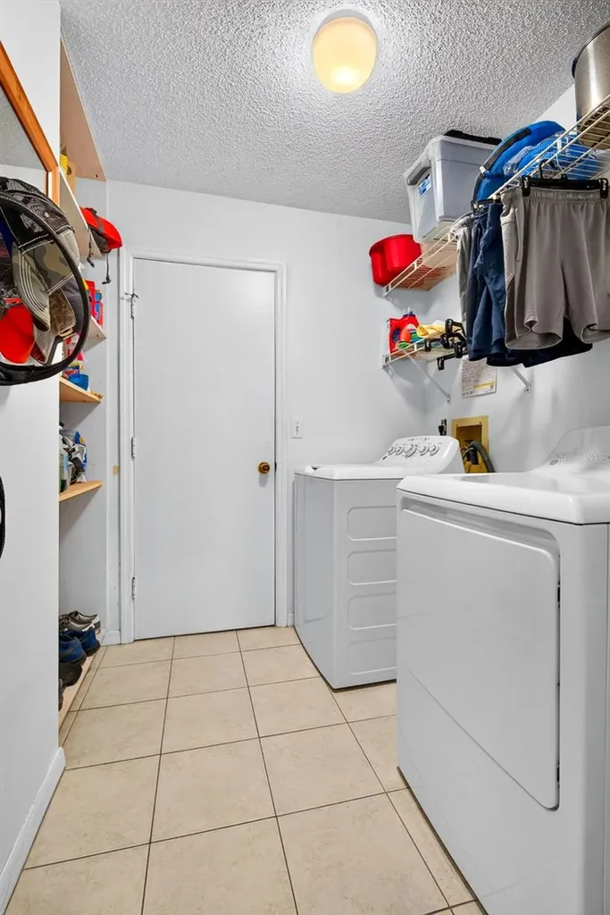 5610 33rd Lane E Bradenton FL 34203