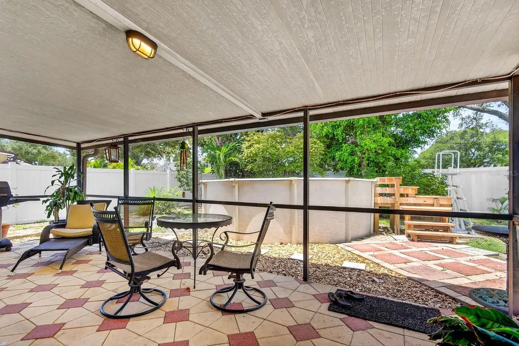 5610 33rd Lane E Bradenton FL 34203