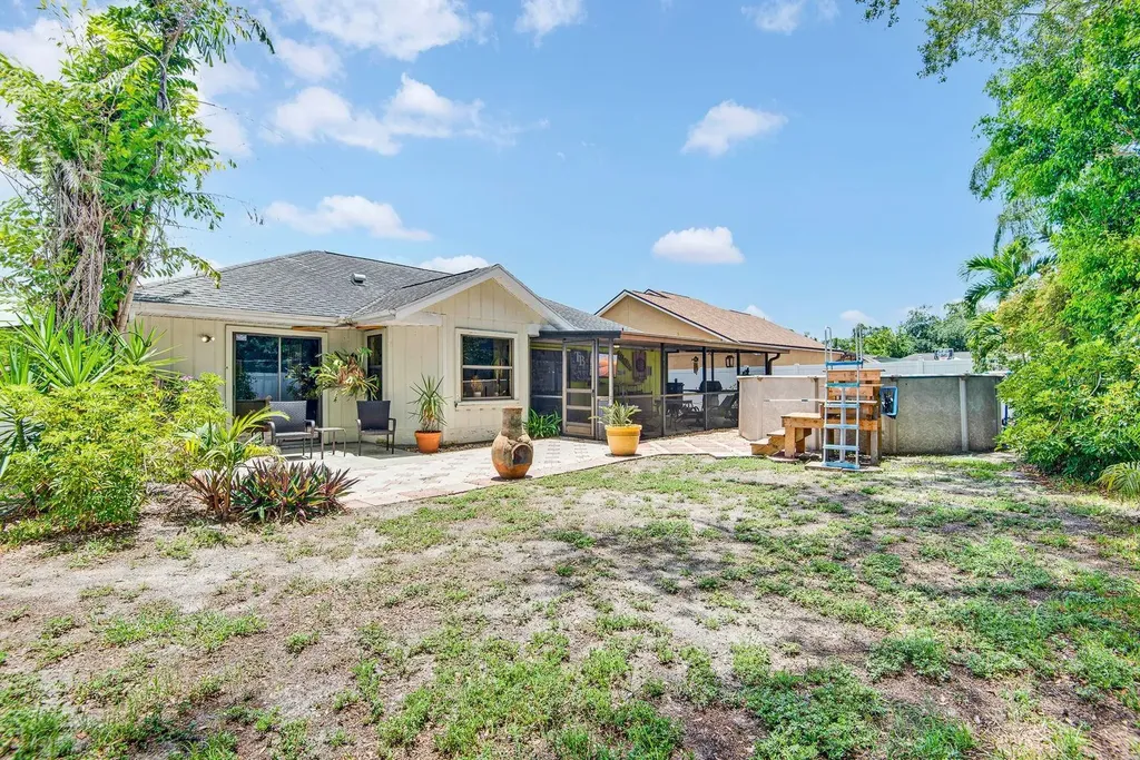 5610 33rd Lane E Bradenton FL 34203