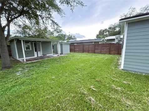 220 W North Street Tampa FL 33604