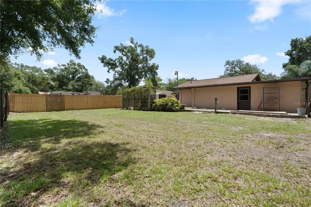 6003 N Fremont Avenue Tampa FL 33604
