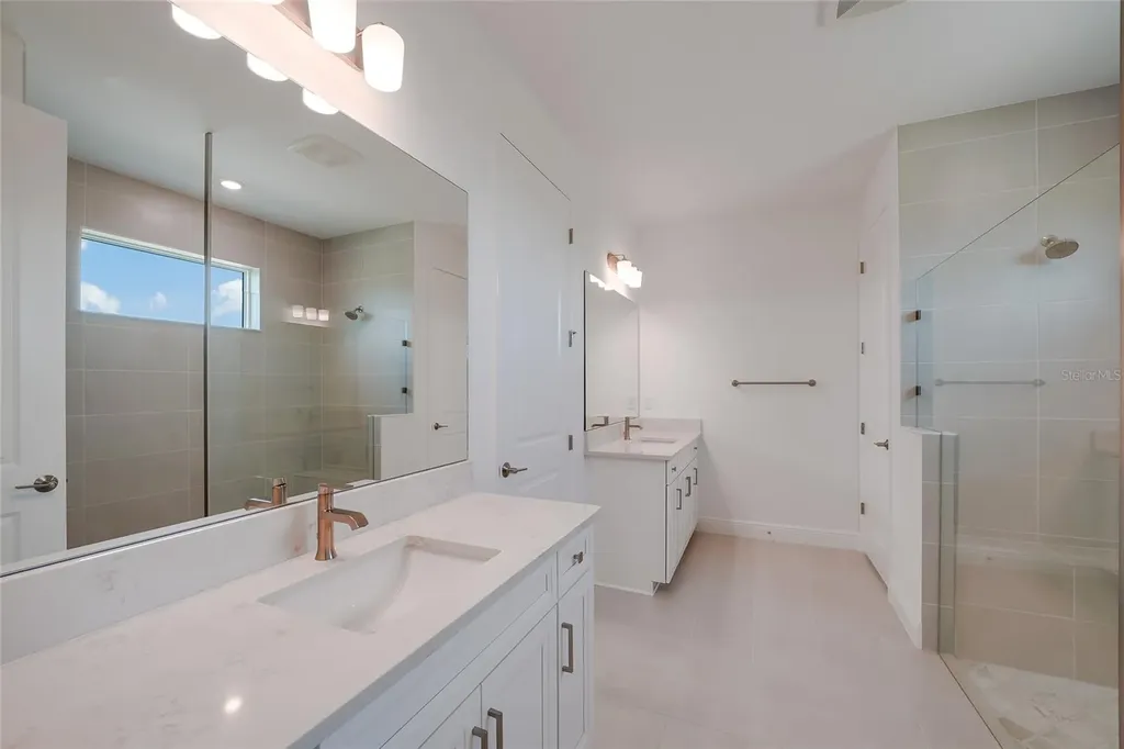 3673 142nd Ter E Parrish FL 34219