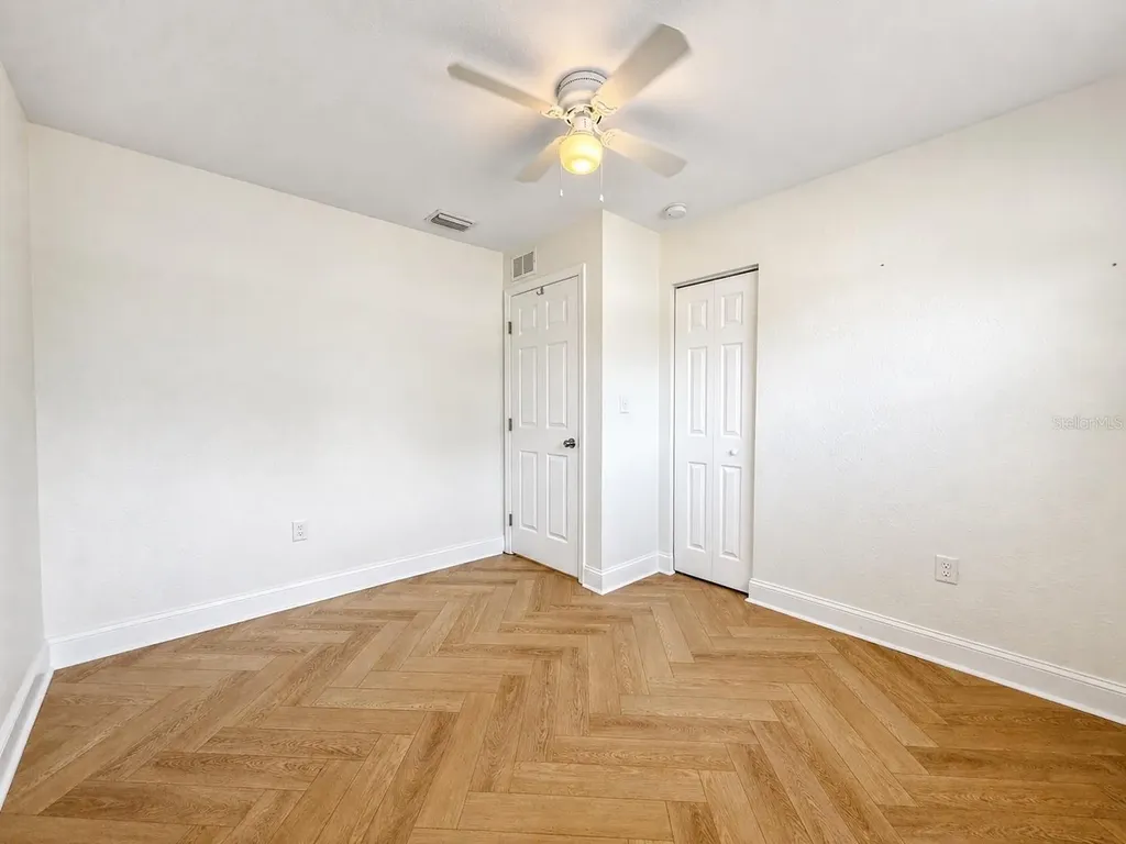 4305 W Bay Avenue Tampa FL 33616