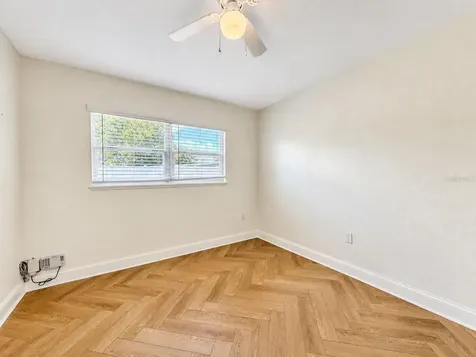 4305 W Bay Avenue Tampa FL 33616
