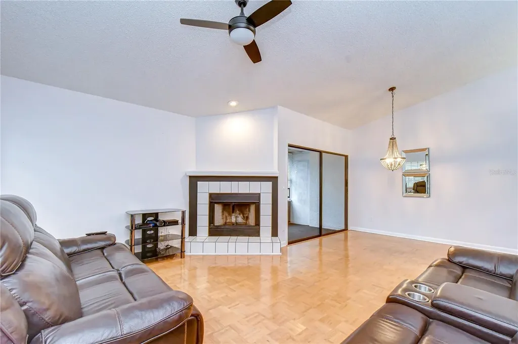 2749 Countryside Boulevard Clearwater FL 33761