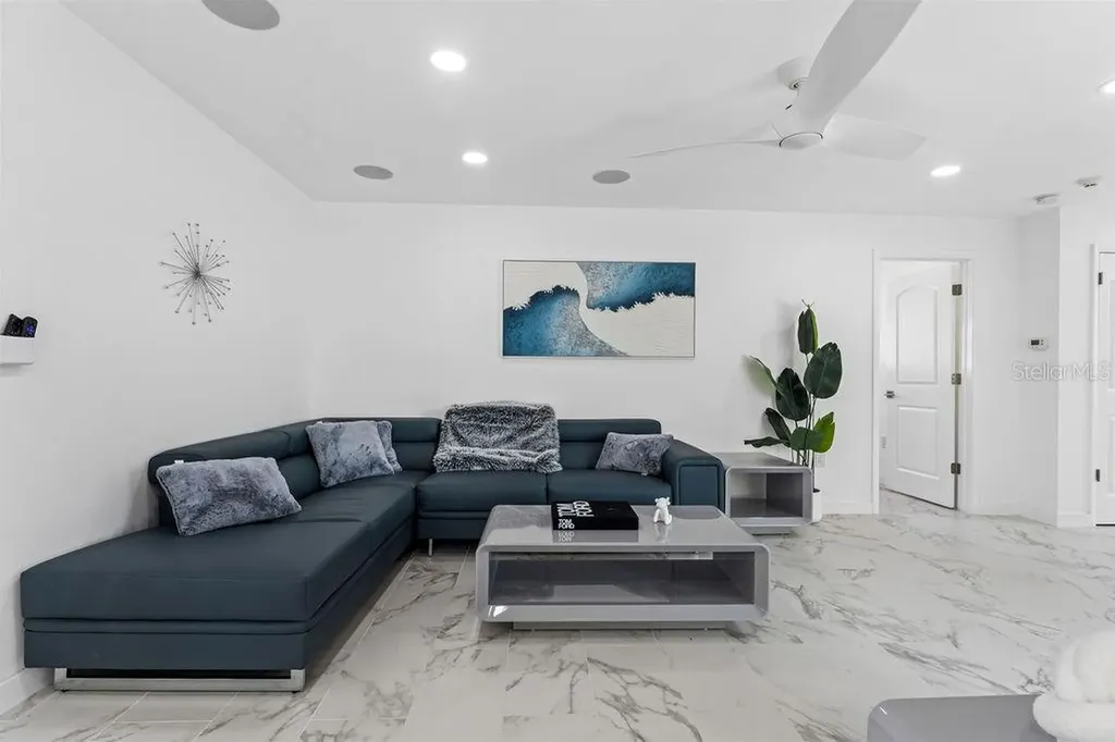 340 Palm Island NE Clearwater Beach FL 33767
